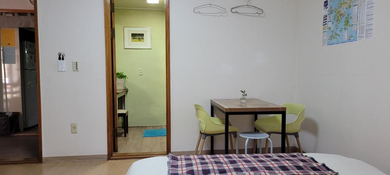 Tongyeong Episode Guesthouse Exteriör bild