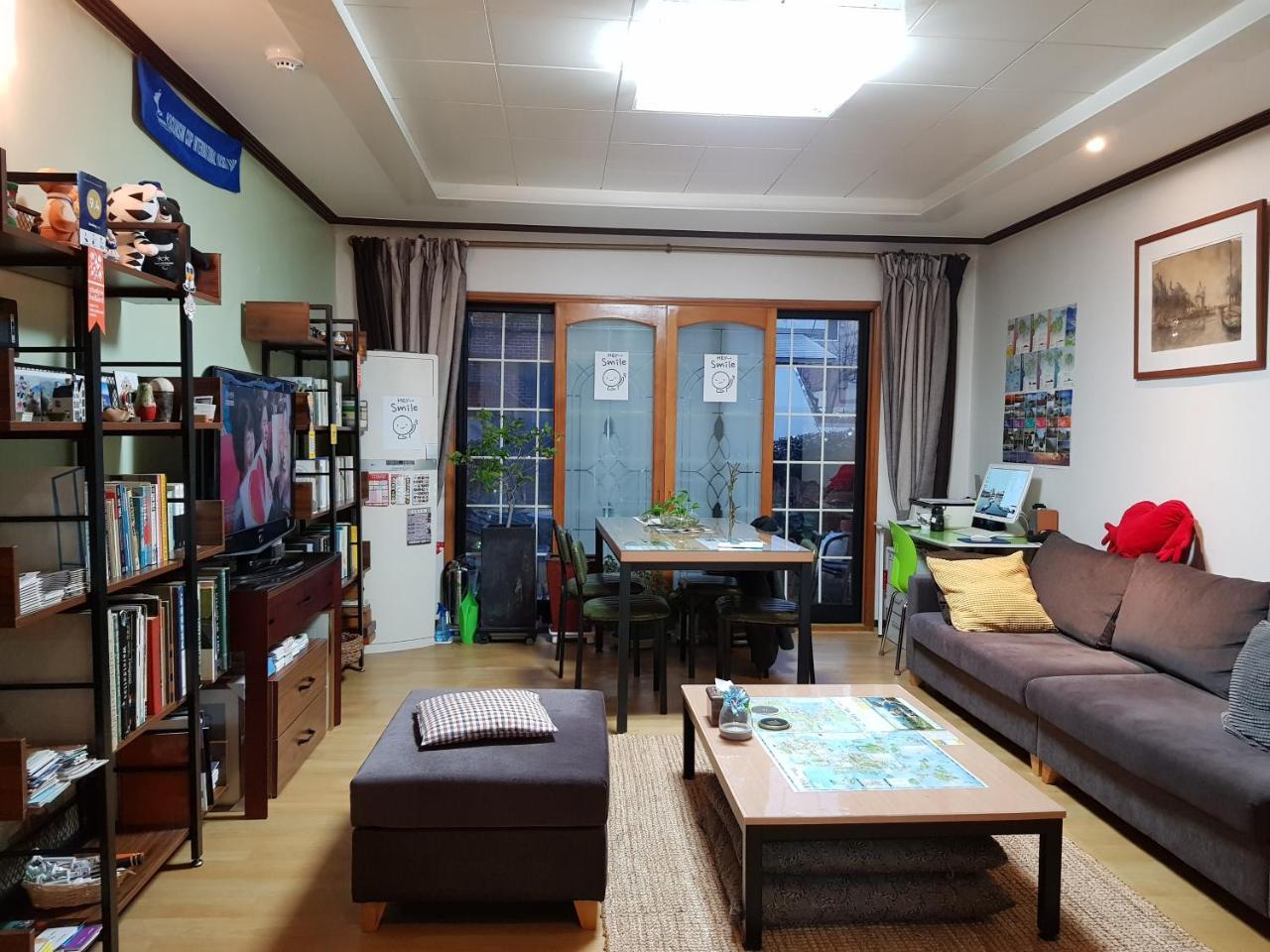 Tongyeong Episode Guesthouse Exteriör bild