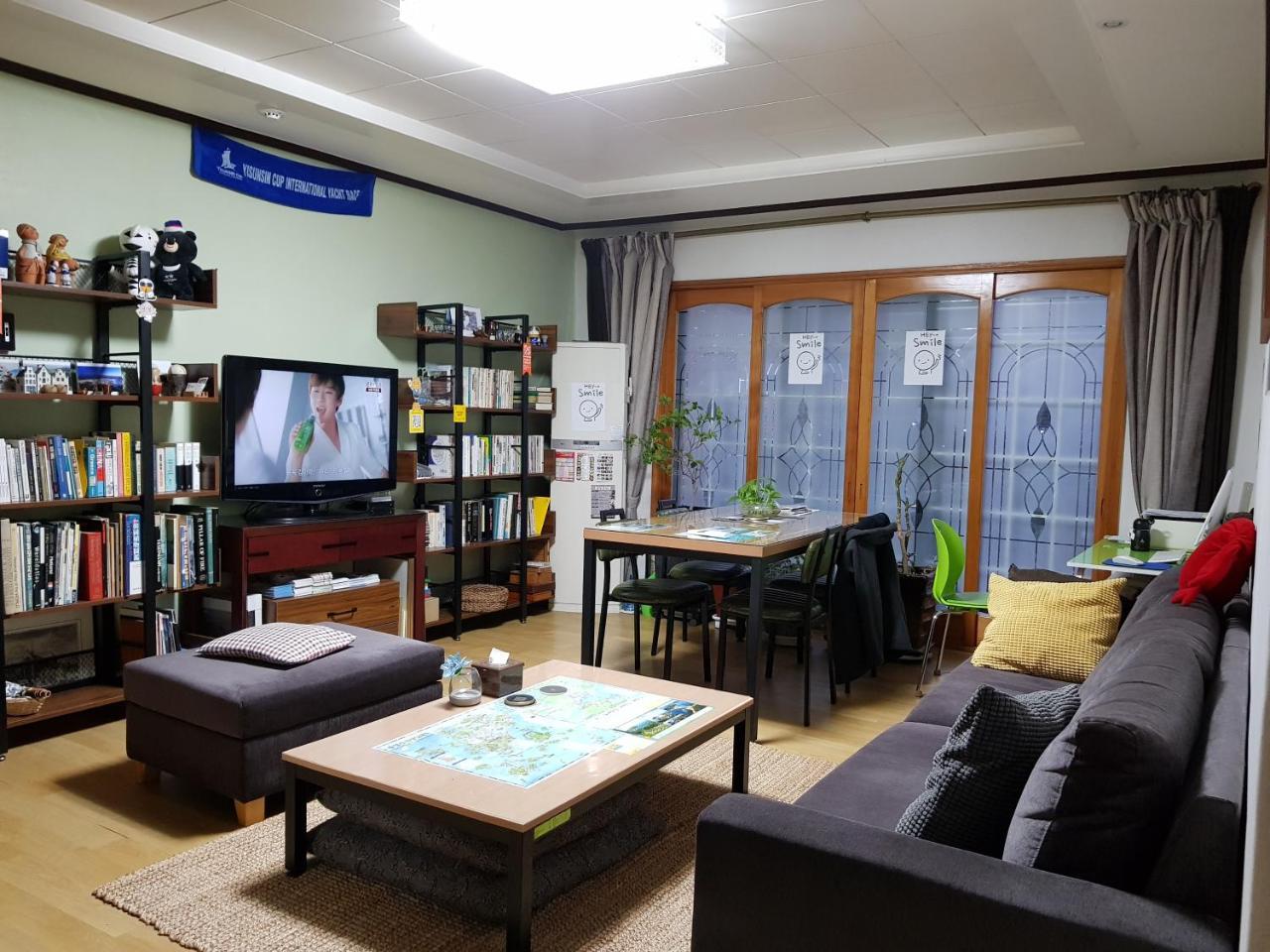 Tongyeong Episode Guesthouse Exteriör bild