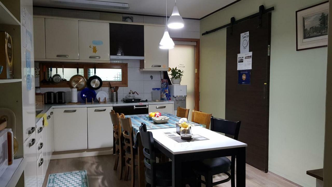 Tongyeong Episode Guesthouse Exteriör bild